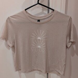EUC Vuori "The Shine" Tee T-Shirt Short Sleeve Cropped Logo (Tan)